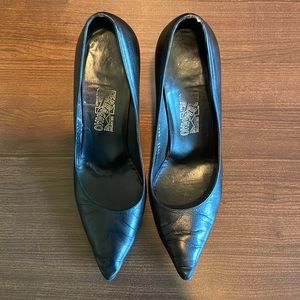 Salvatore Ferragamo Black Pumps
